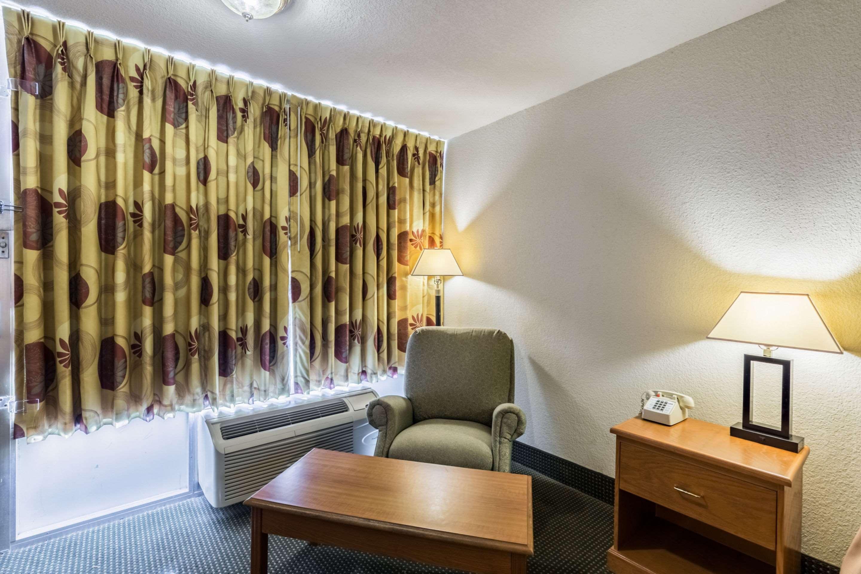 Econo Lodge Baytown Εξωτερικό φωτογραφία