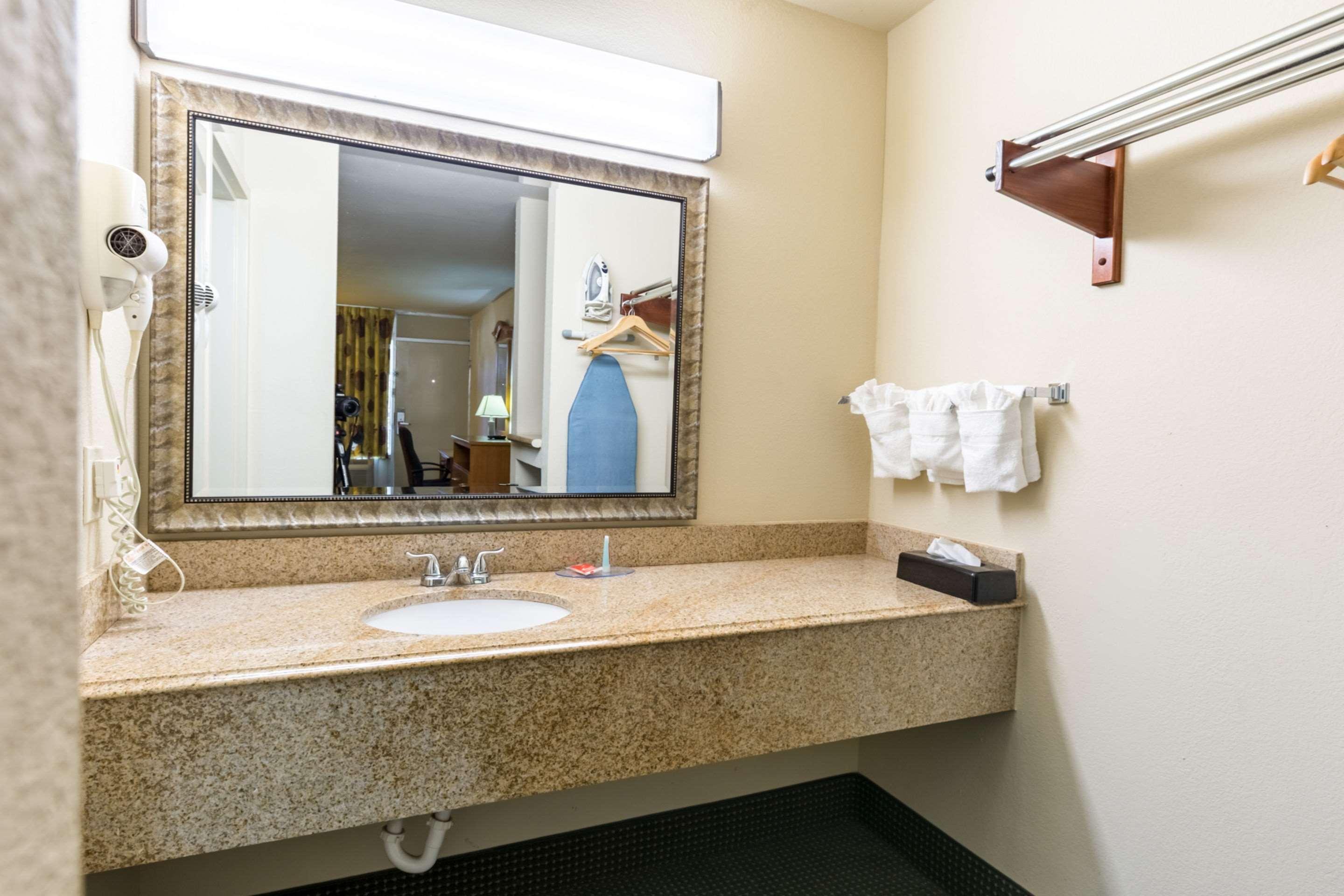 Econo Lodge Baytown Εξωτερικό φωτογραφία